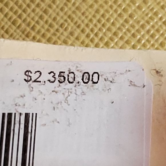 Genuine Prada Purse. If you want more pics, ask - Picture 8 of 8